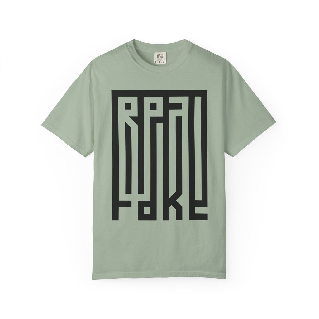 'Real/Fake' — T-Shirt