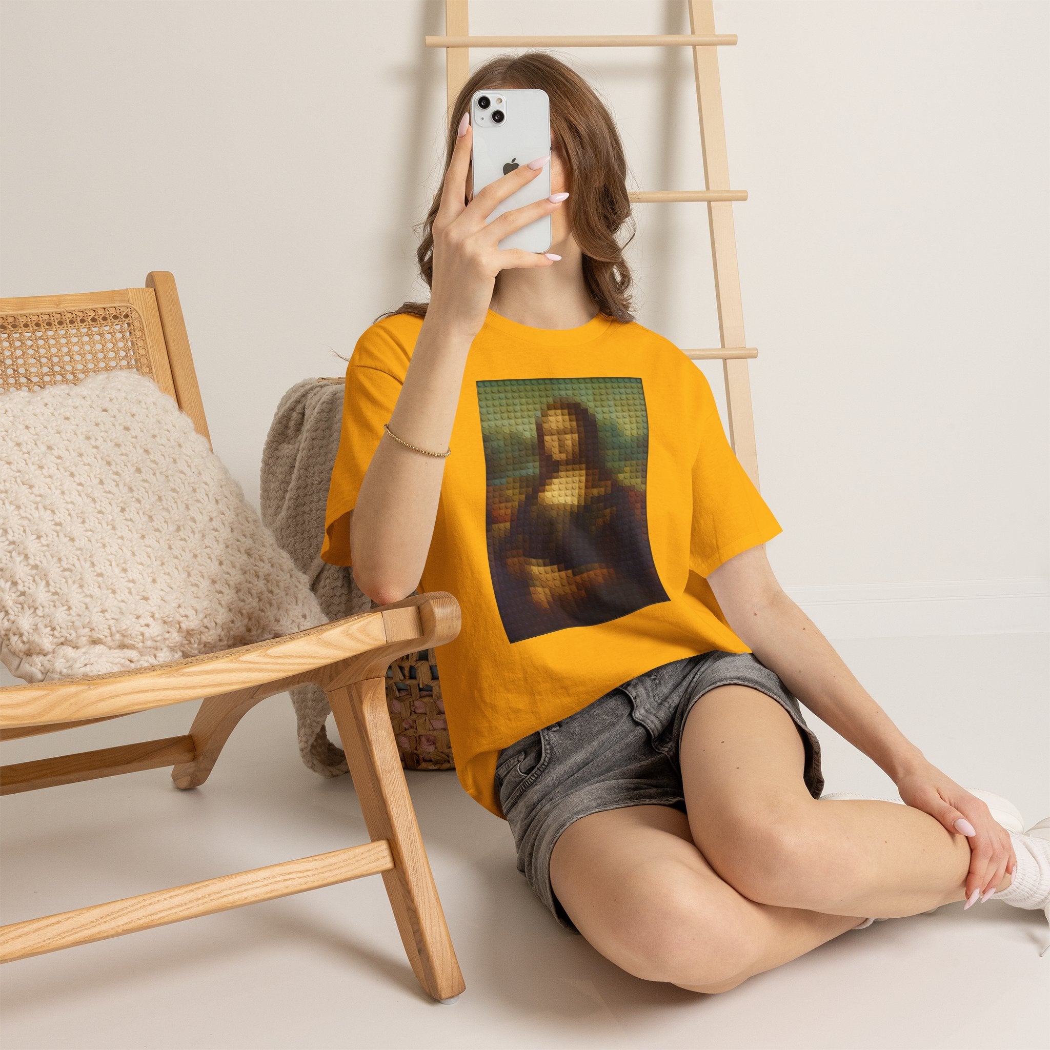 Pixelated Mona Lisa - T‑Shirt