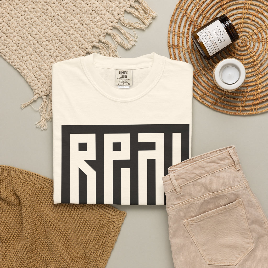 'Real/Fake' — T-Shirt
