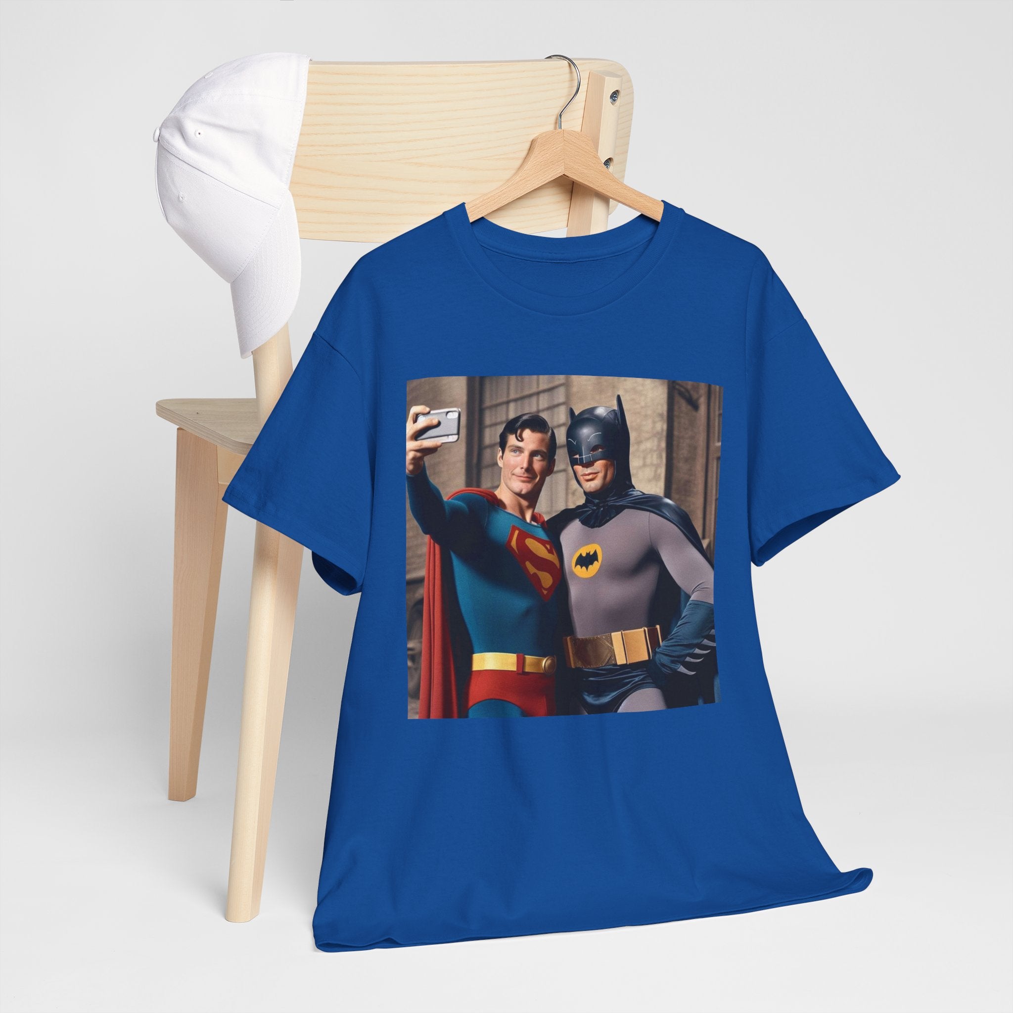 Retro Superhero Selfie - T shirt