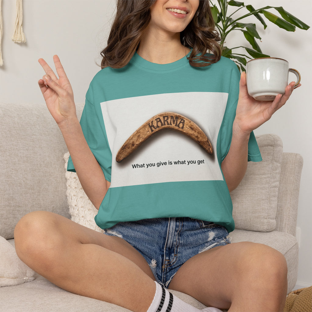 Karma Boomerang — T-Shirt
