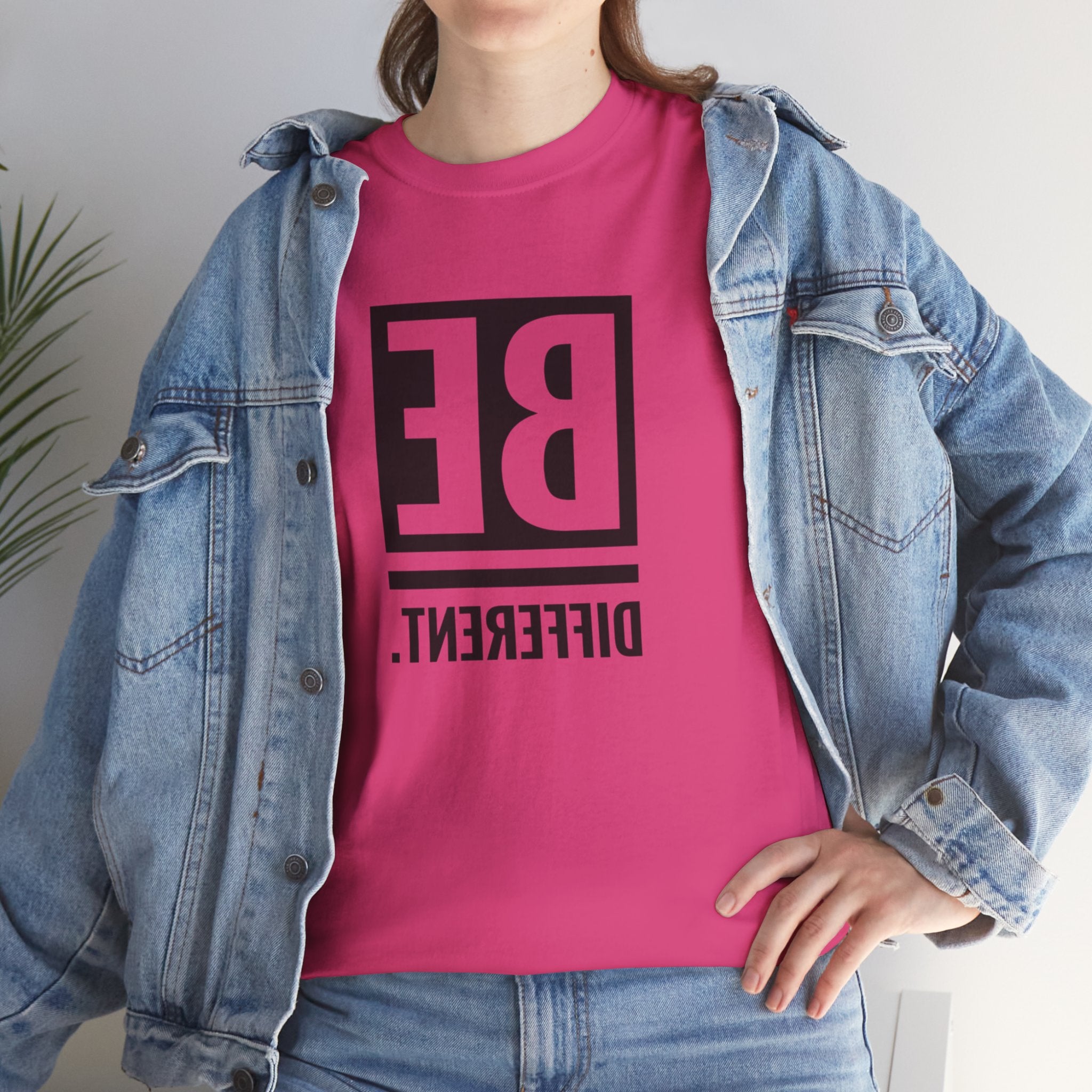 'BE DIFFERENT' — T Shirt
