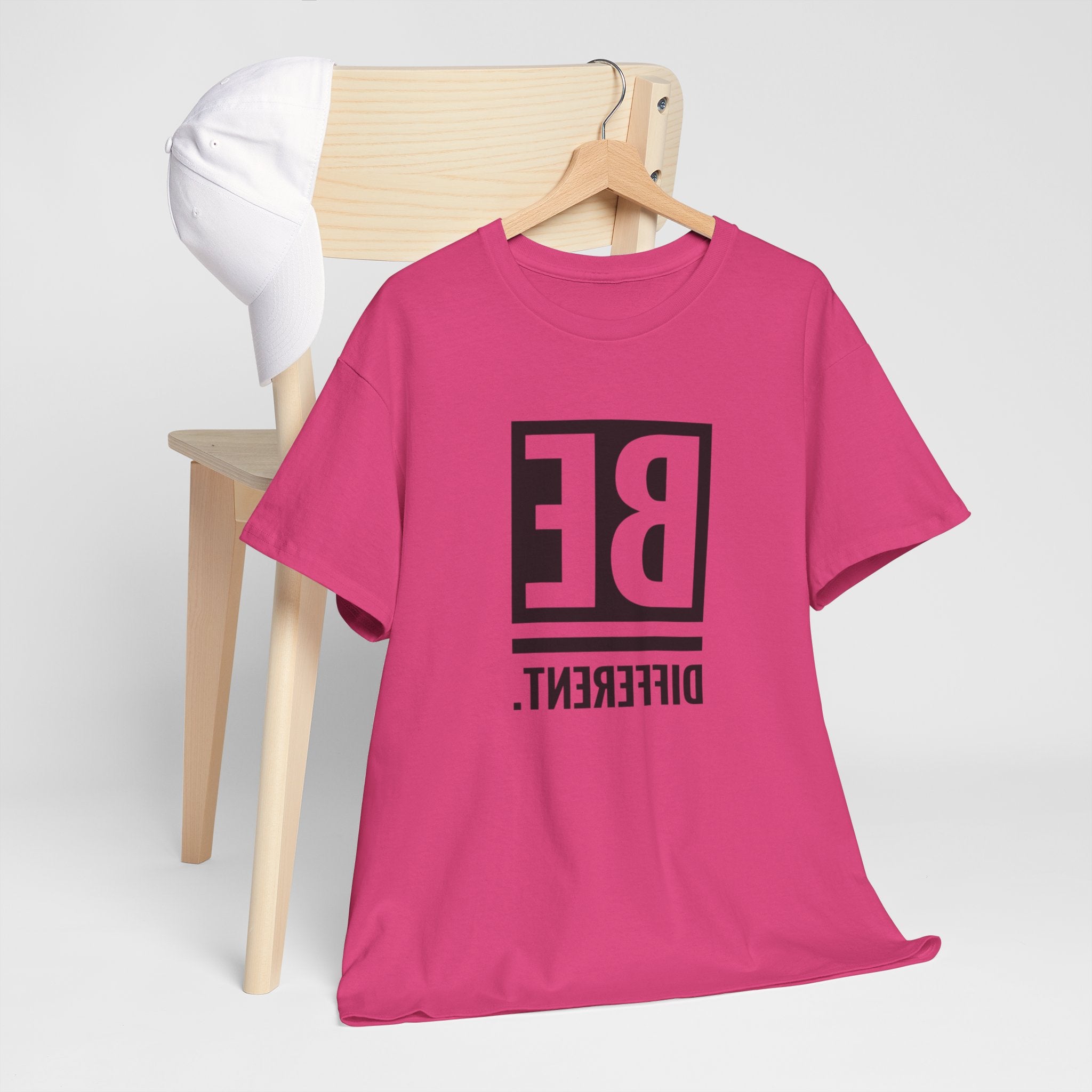 'BE DIFFERENT' — T Shirt