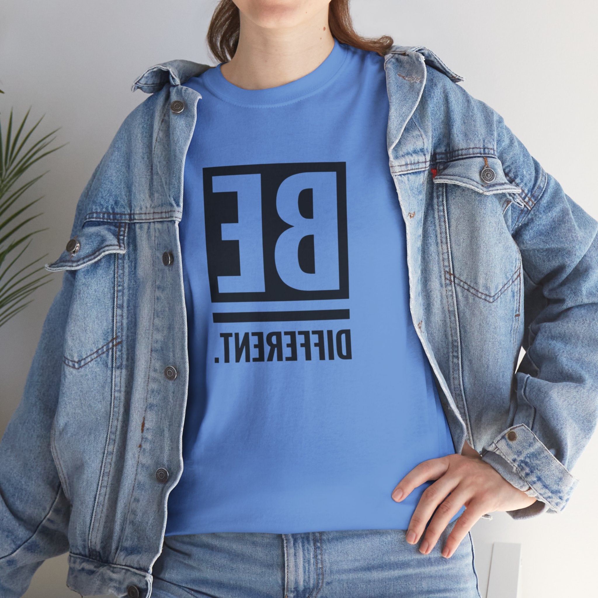 'BE DIFFERENT' — T Shirt