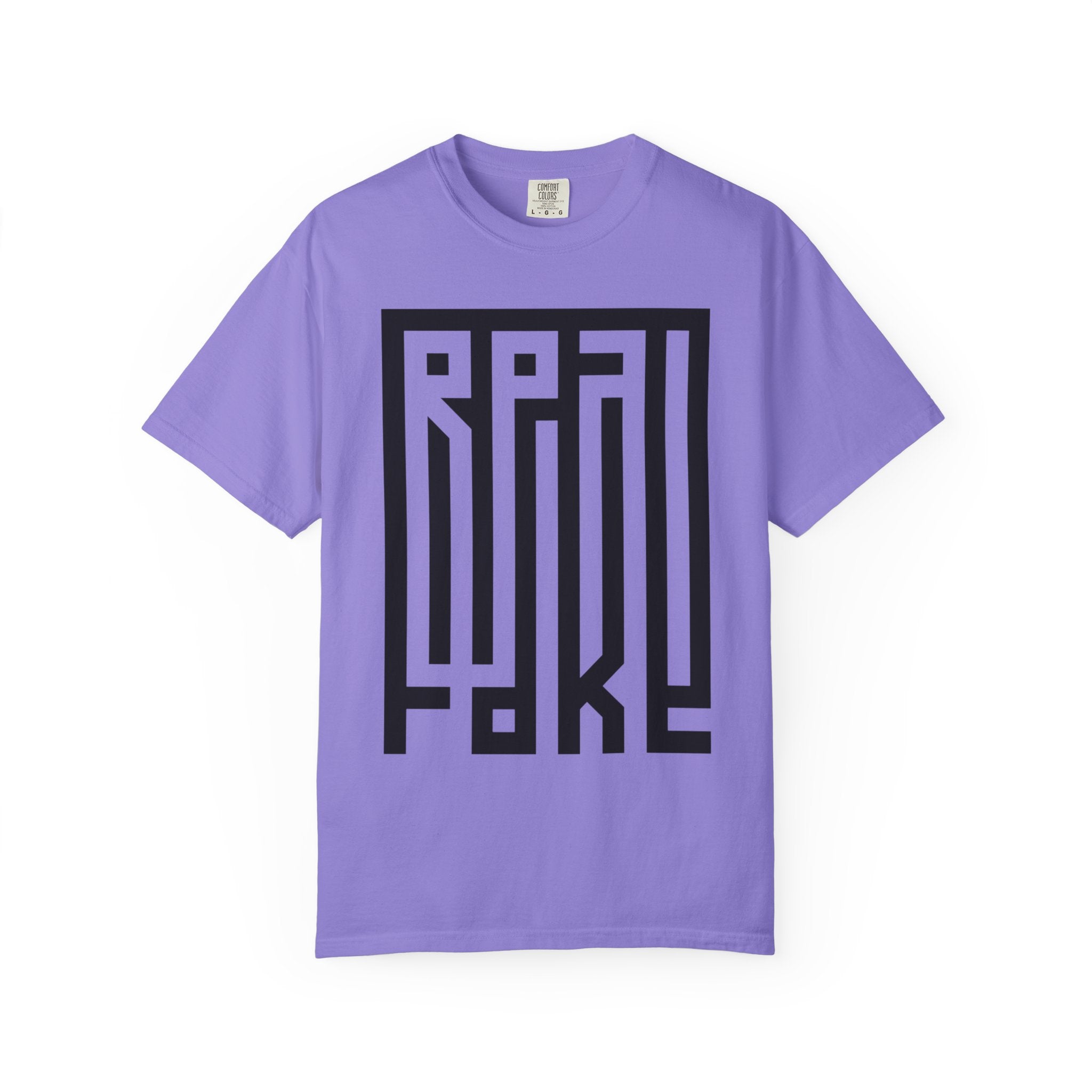 'Real/Fake' — T-Shirt