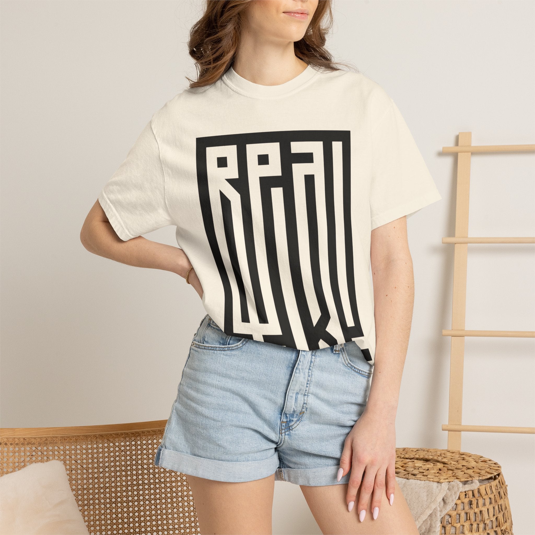 'Real/Fake' — T-Shirt