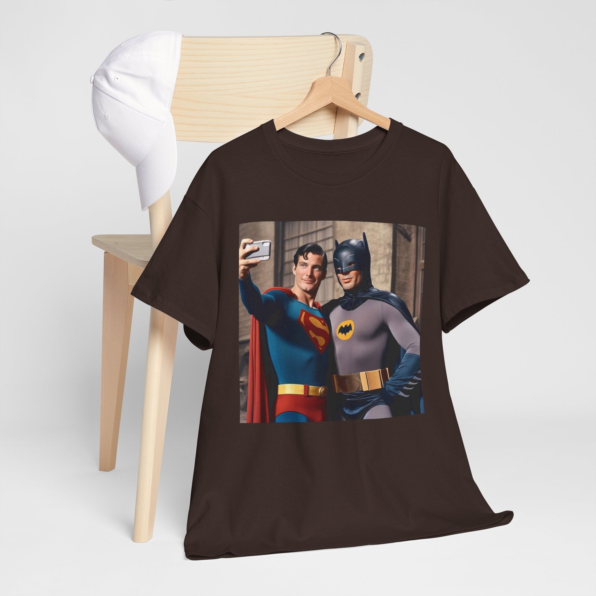 Retro Superhero Selfie - T shirt
