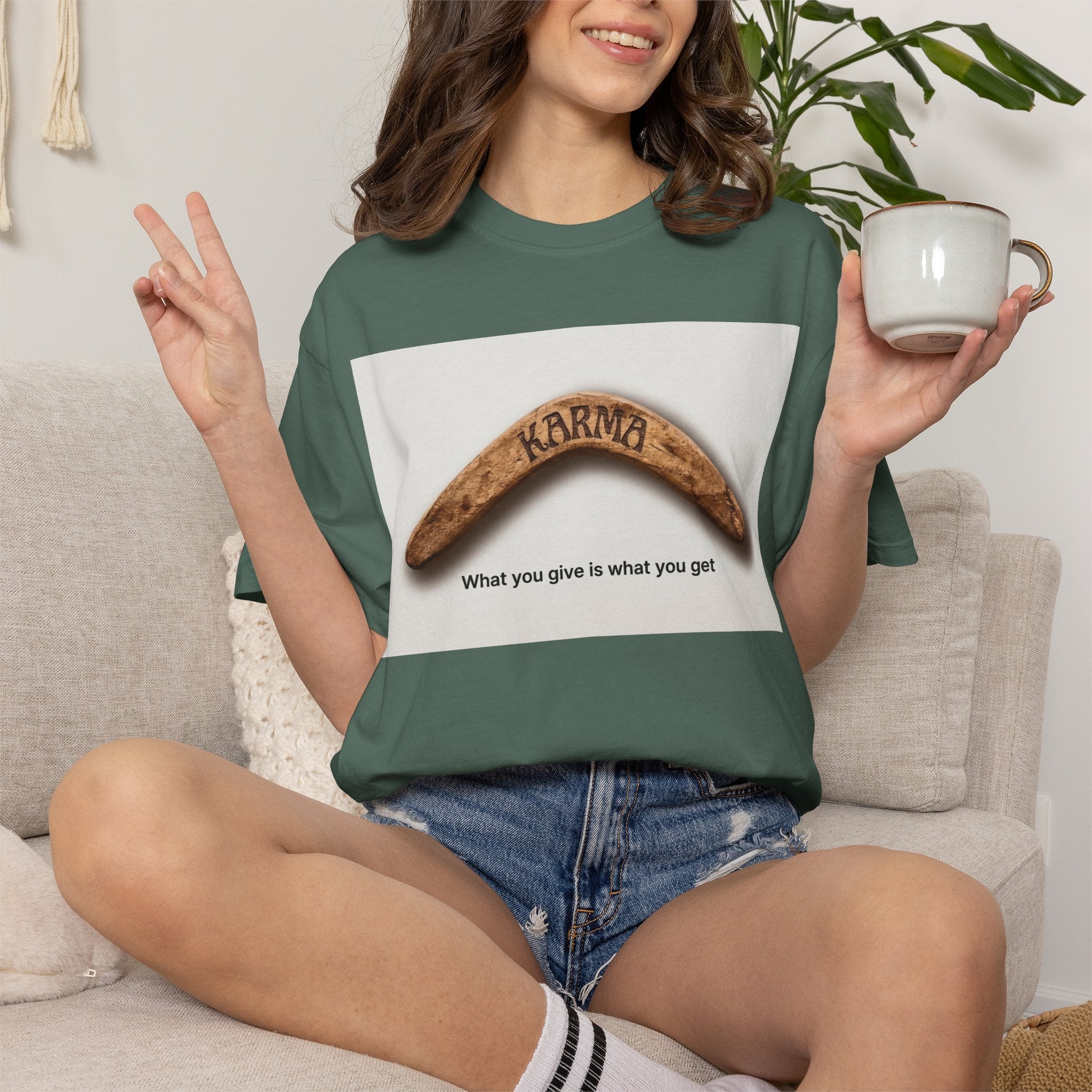 Karma Boomerang — T-Shirt