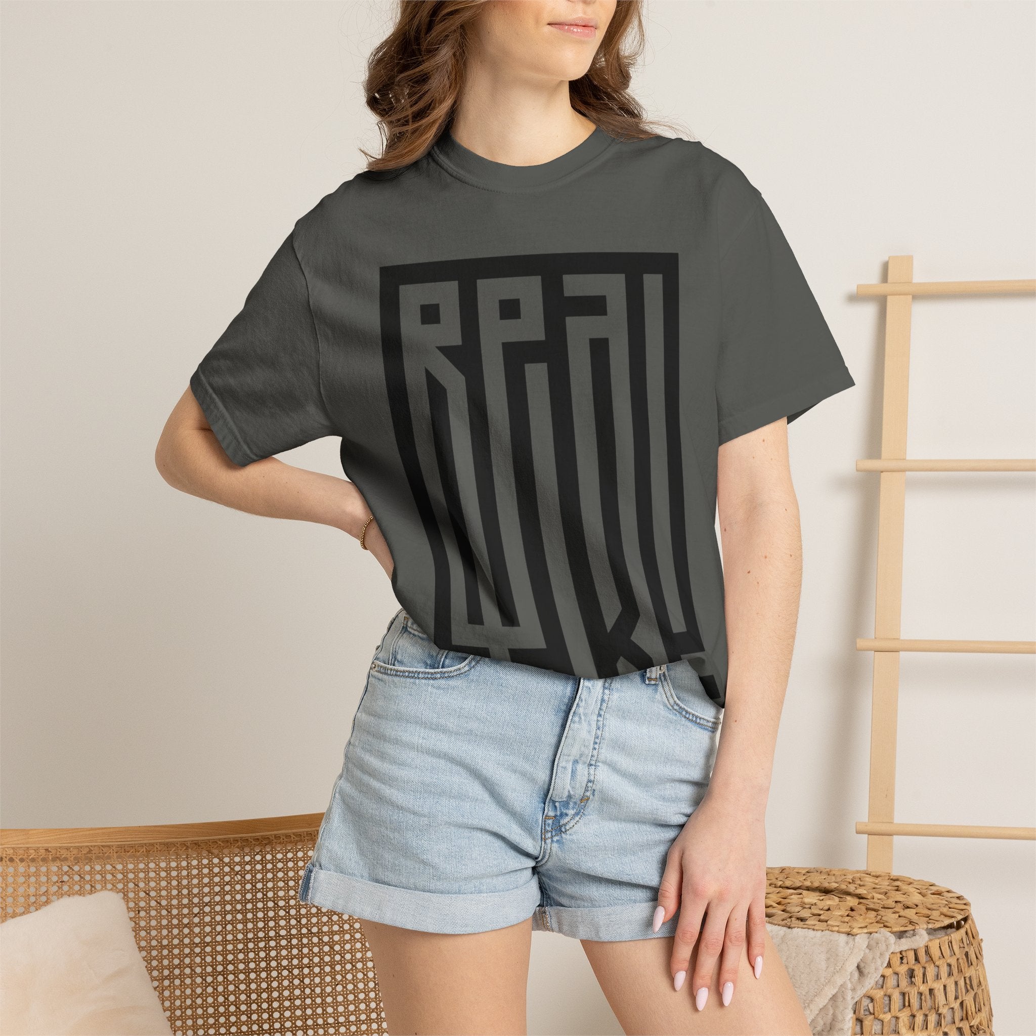 'Real/Fake' — T-Shirt