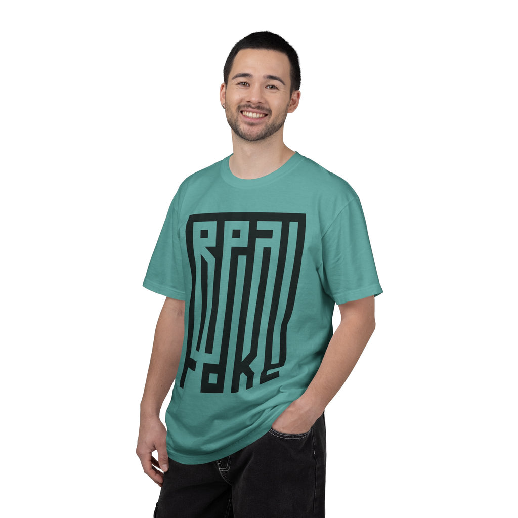 'Real/Fake' — T-Shirt