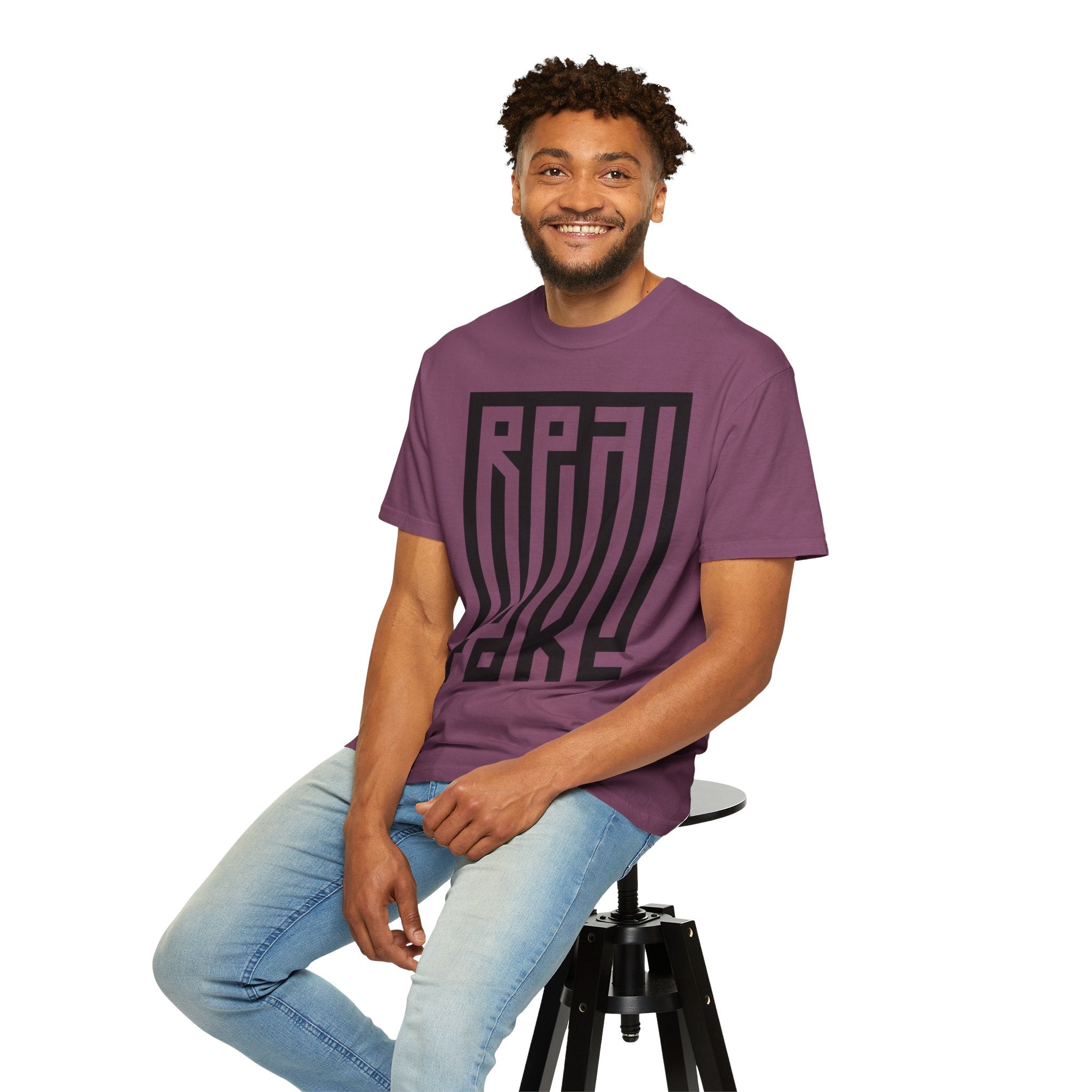 'Real/Fake' — T-Shirt