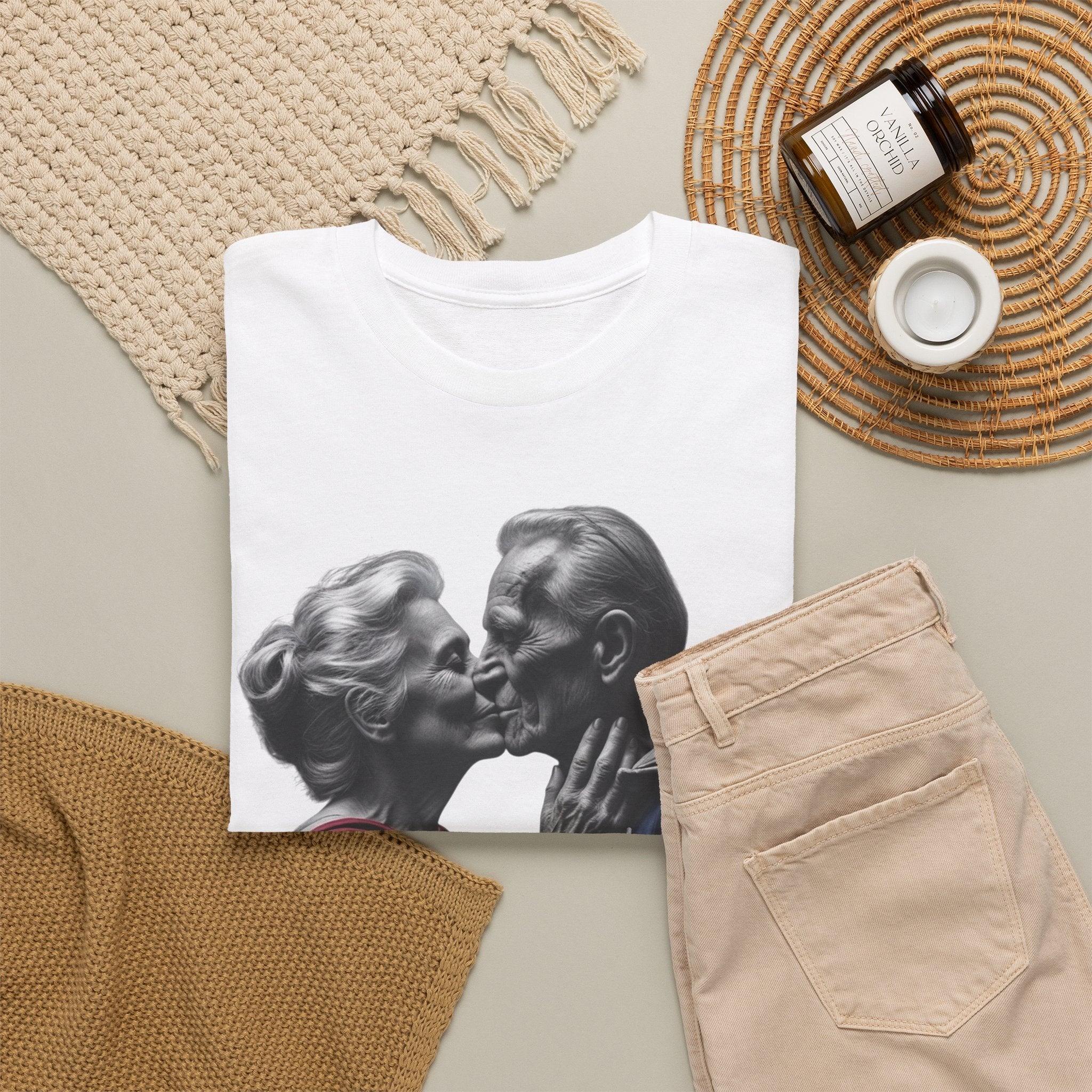 Kissing Old Superheroes — T‑Shirt