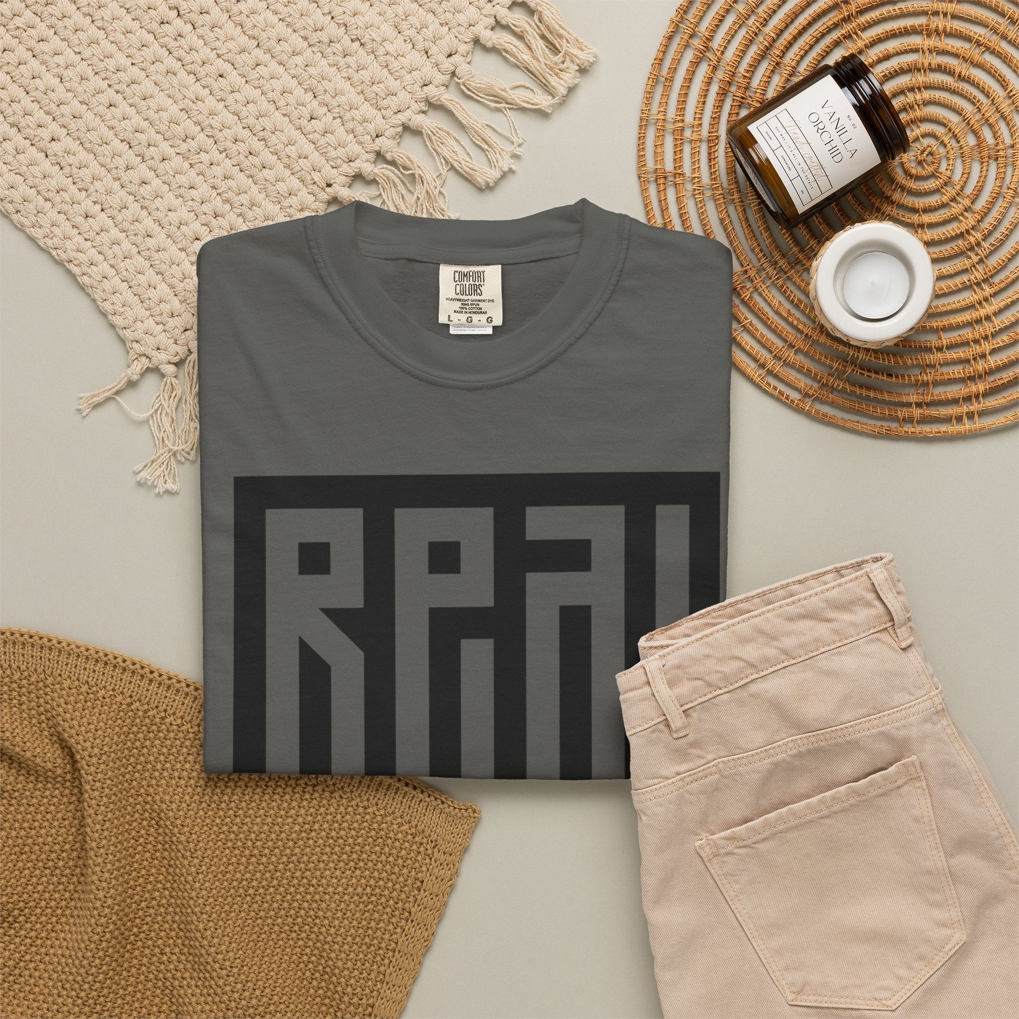 'Real/Fake' — T-Shirt