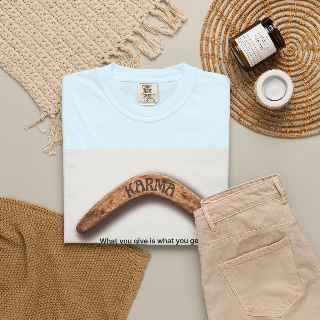 Karma Boomerang — T-Shirt