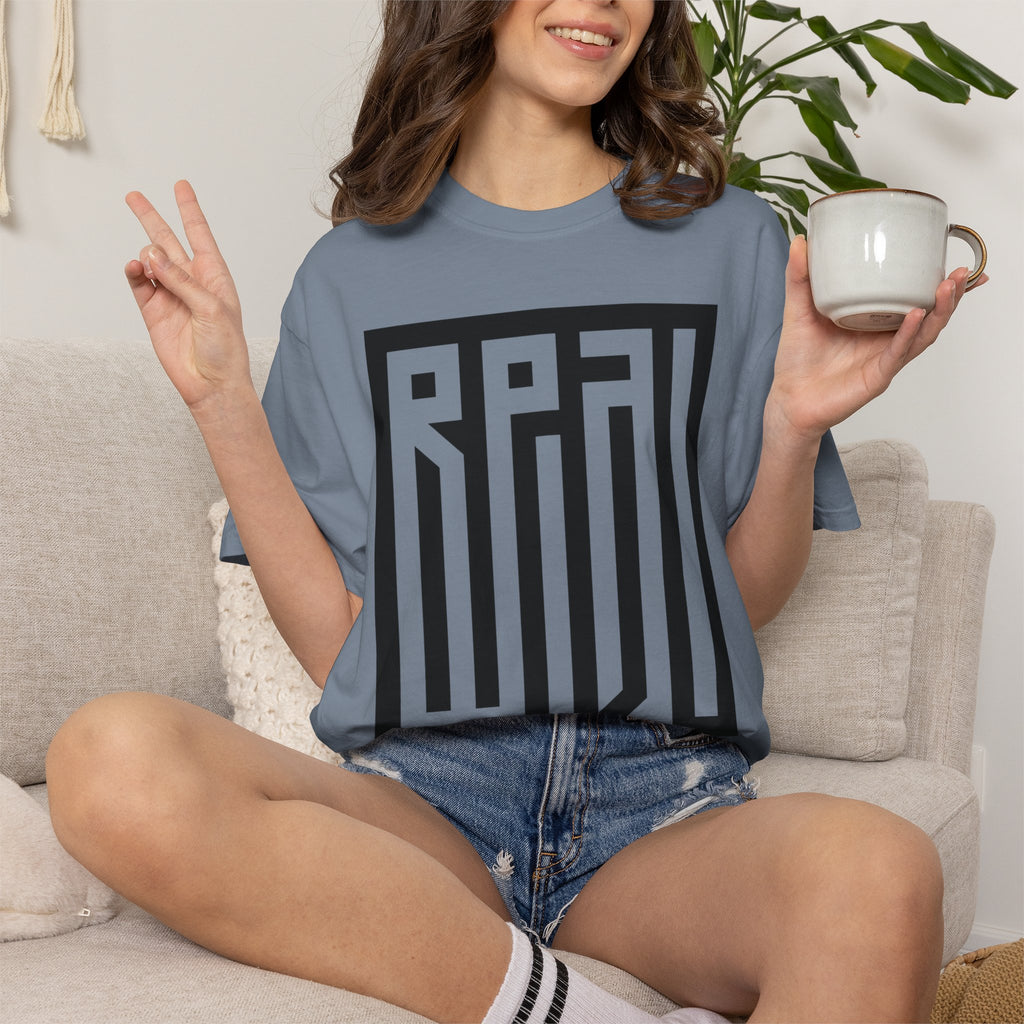 'Real/Fake' — T-Shirt